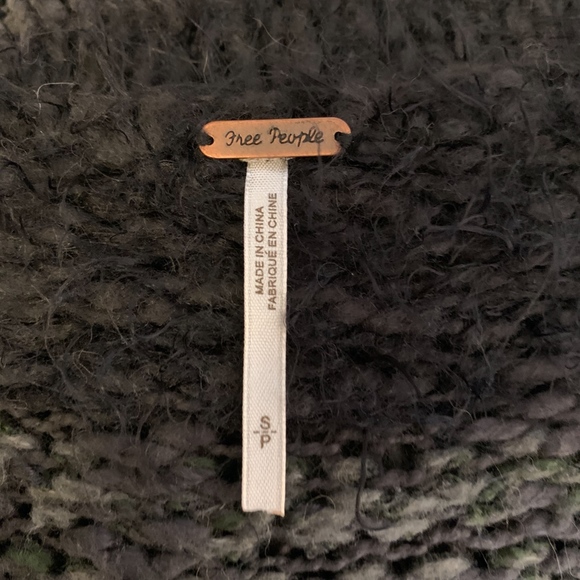 **Fun, Fuzzy Sweater by Free People ~ Size S/P** - Picture 5 of 5